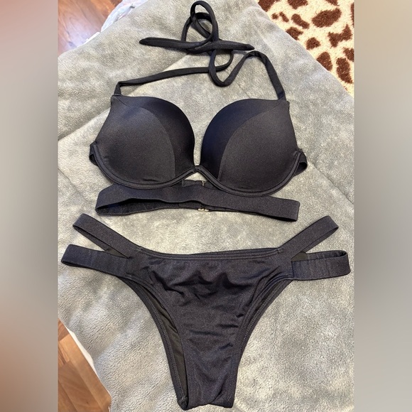 Victoria's Secret Black Bikini Set - Picture 1 of 5